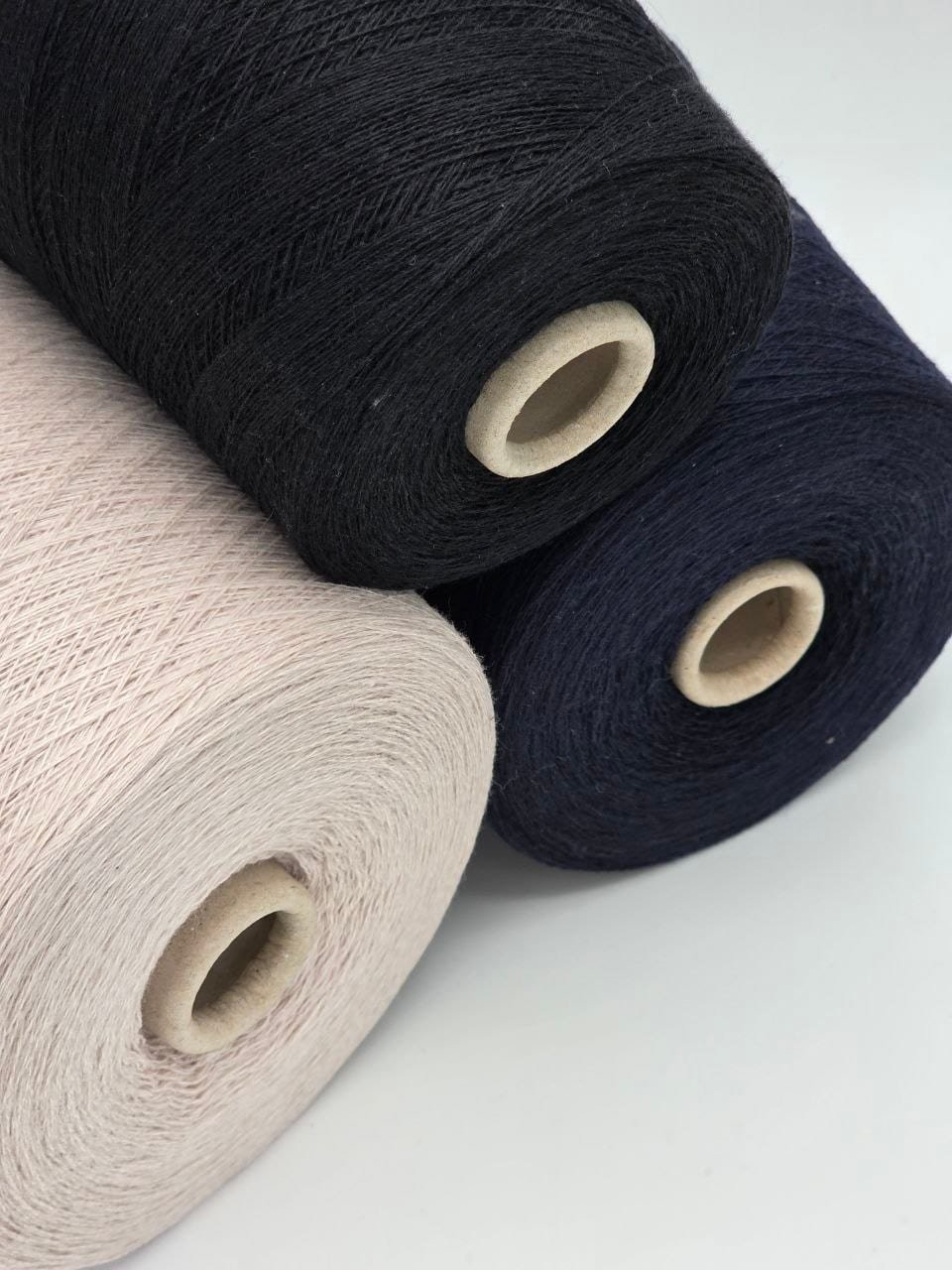 Matis - 90%WO 10%WS yarn - by Linsieme