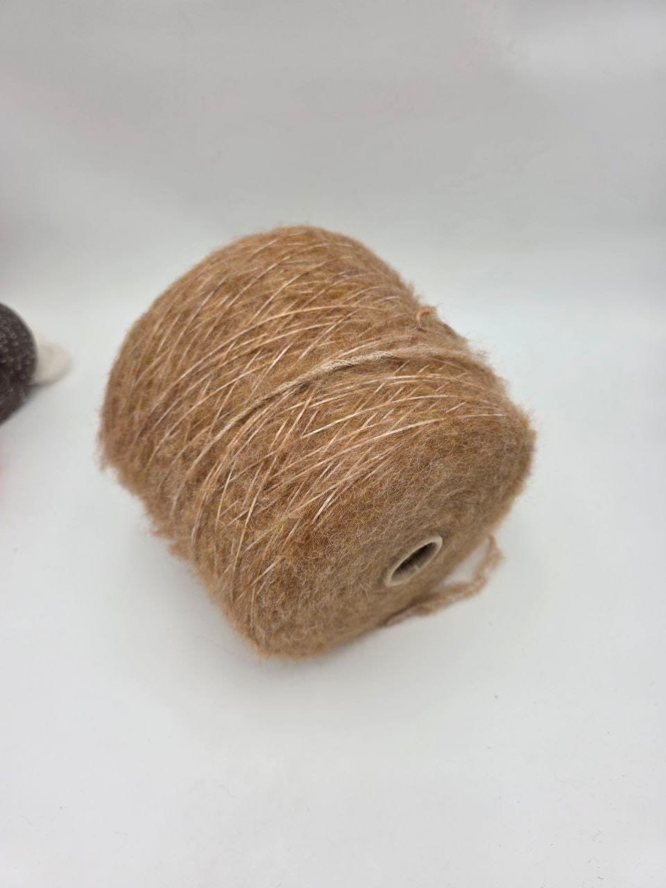 FILPUCCI NEBRASKA 1/2.5 51WP 48PA 1EA - 51%WP 48%PA 1%EA yarn - by Filpucci