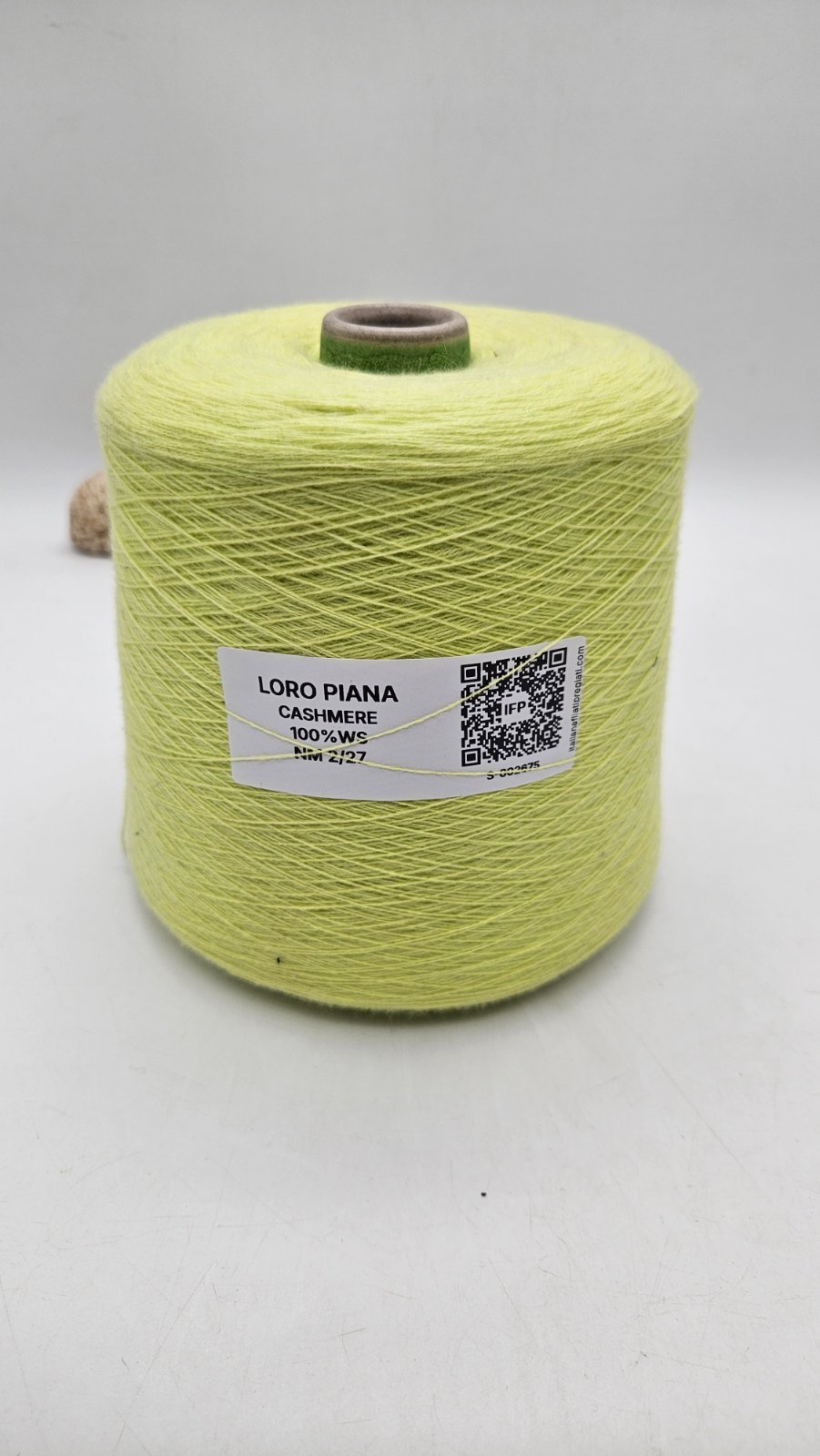 Cashmere - 100%WS yarn - by Loro Piana