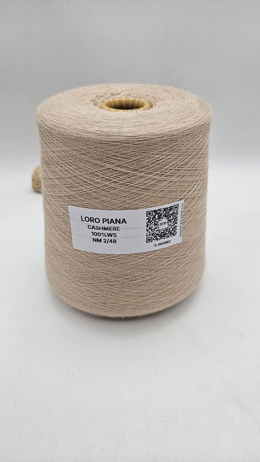 Cashmere - 100%WS yarn - by Loro Piana